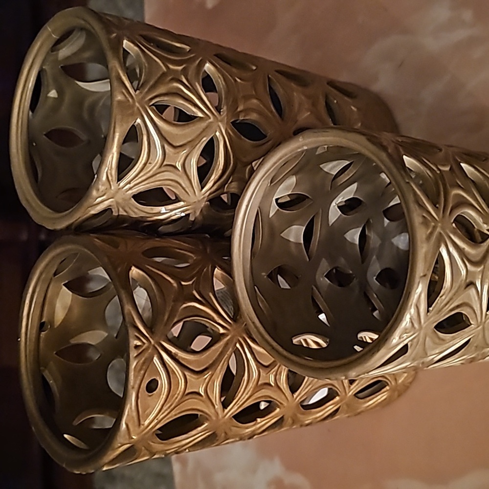 Metal Table decor